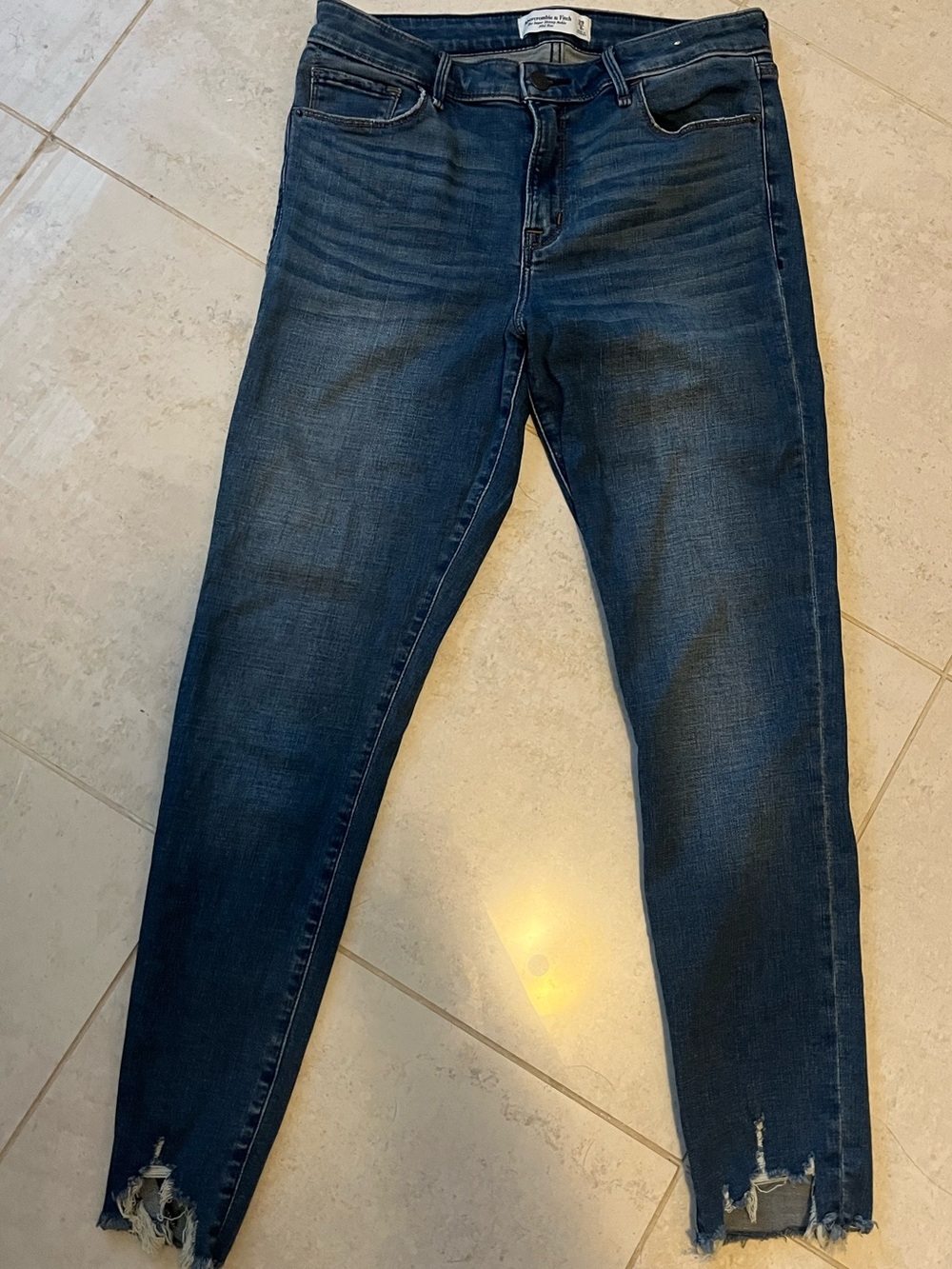 Abercrombie & Fitch Super Skinny Ankle Mid Rise jeans
